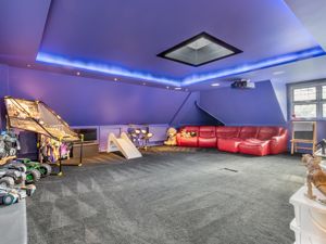 Photo 43- click for photo gallery